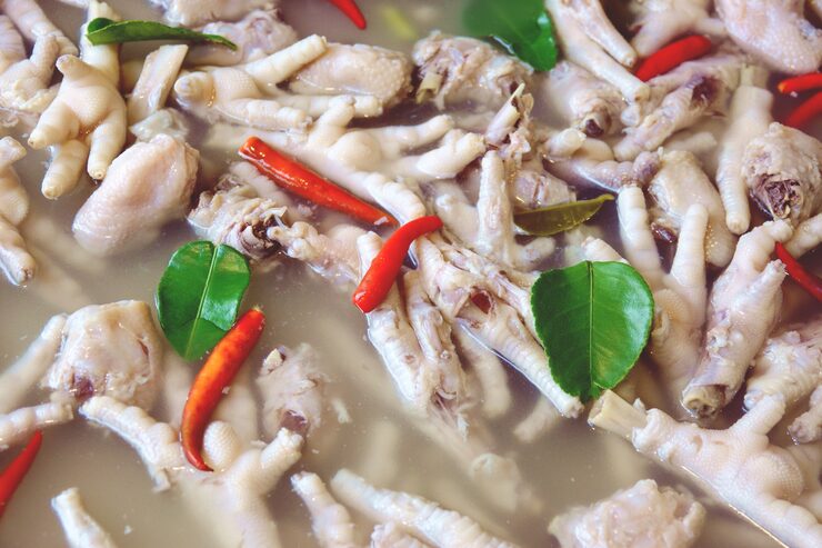 Chicken Backs / Stock Bones